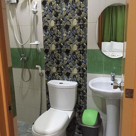 ซีสเคป ลอดจิ้ง เฮาส์ Bed & Breakfast โกรอน ภายนอก รูปภาพ