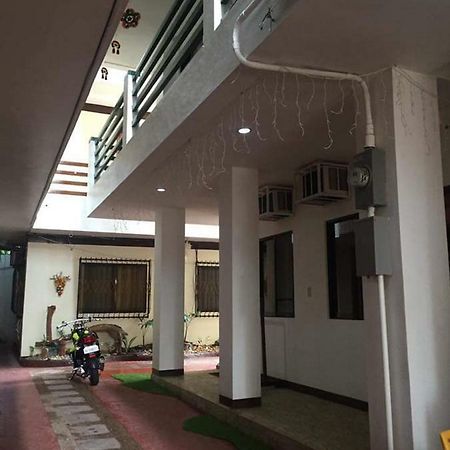 ซีสเคป ลอดจิ้ง เฮาส์ Bed & Breakfast โกรอน ภายนอก รูปภาพ